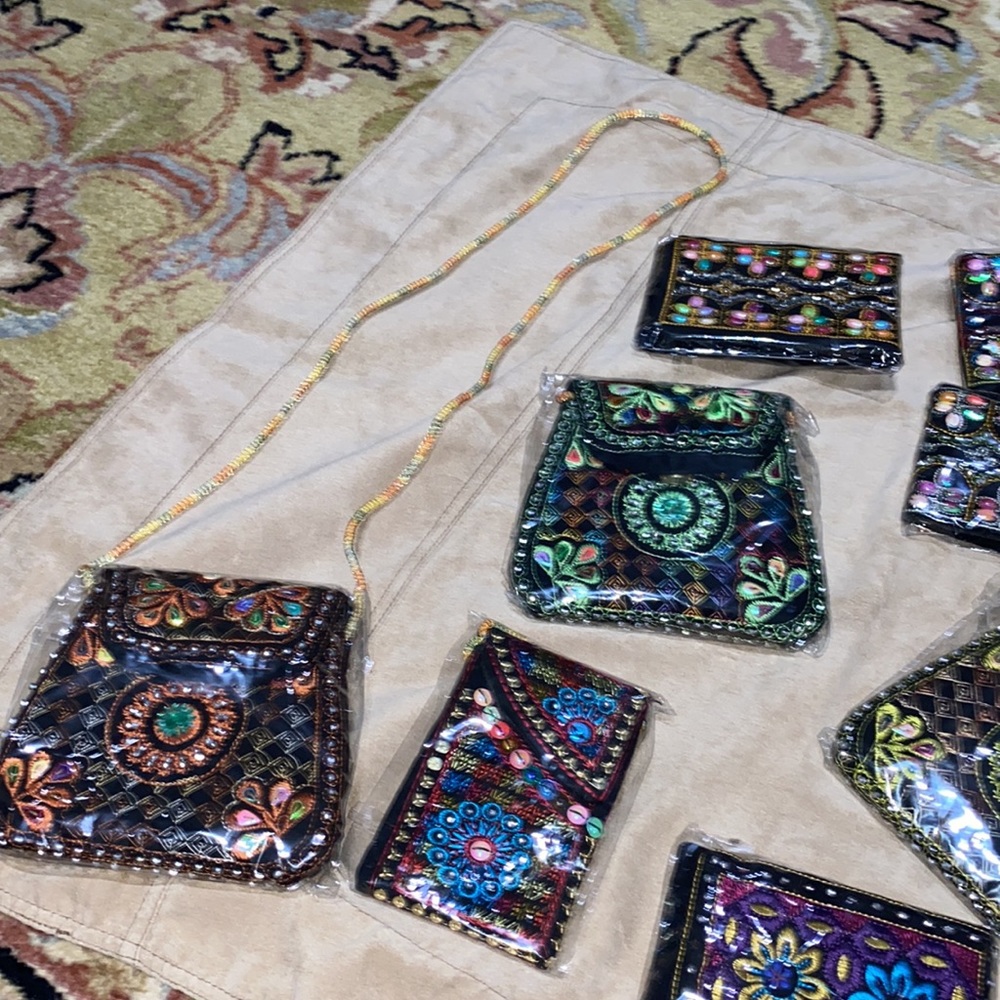 Embroidered Purses - Picture 3 of 6